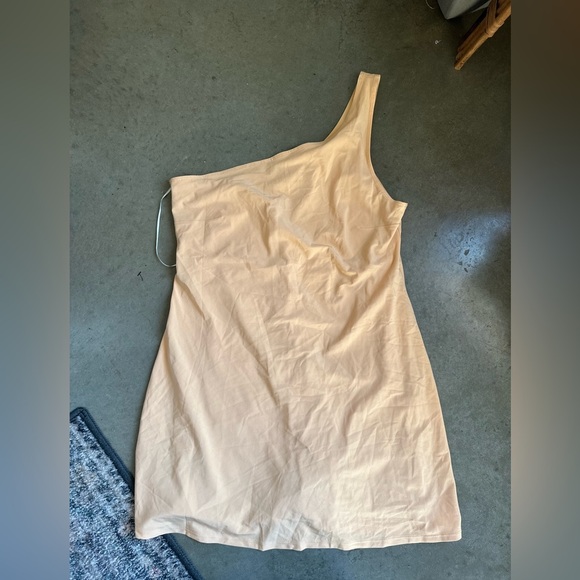 Abercrombie active dress light orange one shoulder large